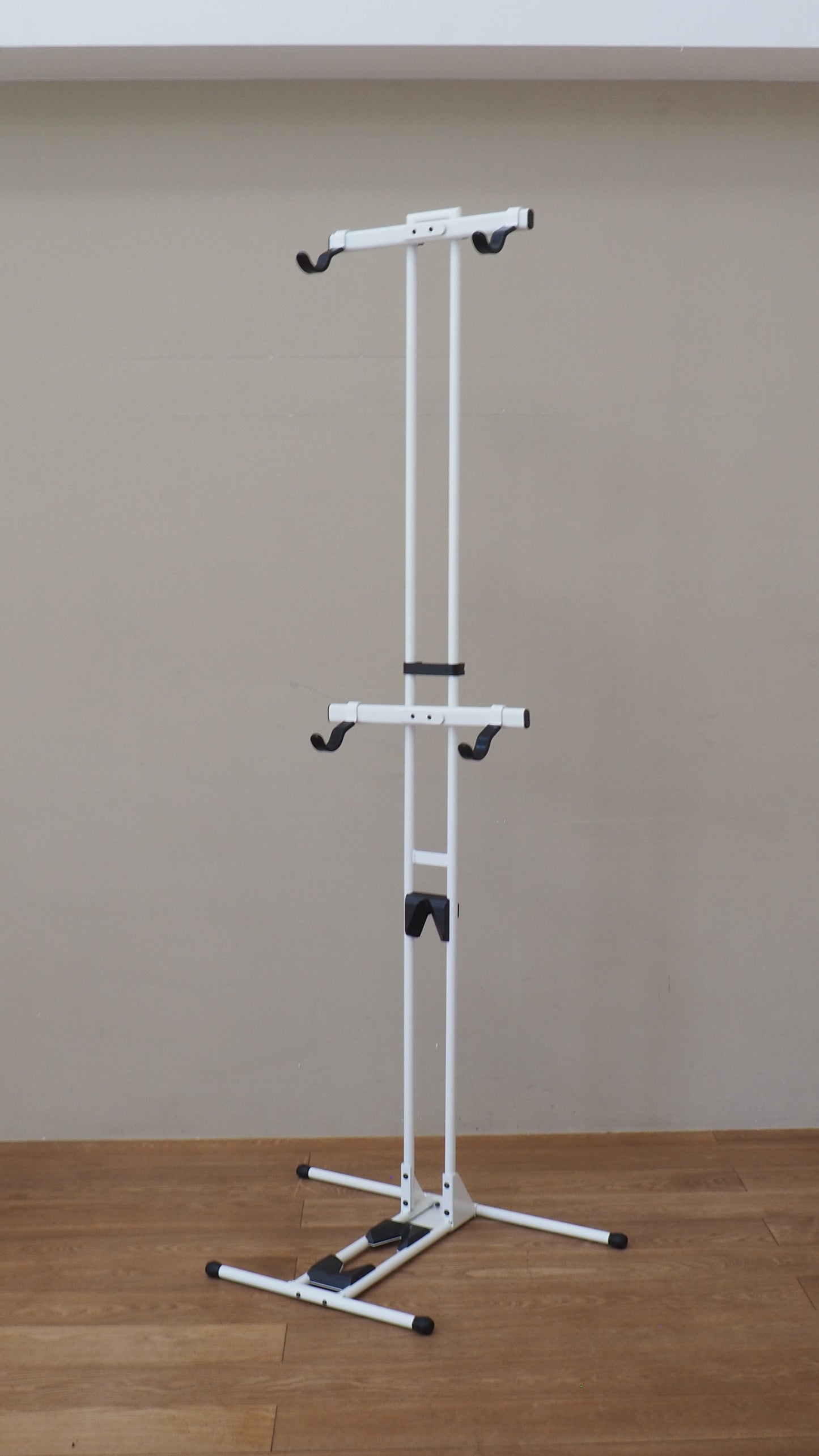 iWA TOWER - Self standing 2 bikes stand