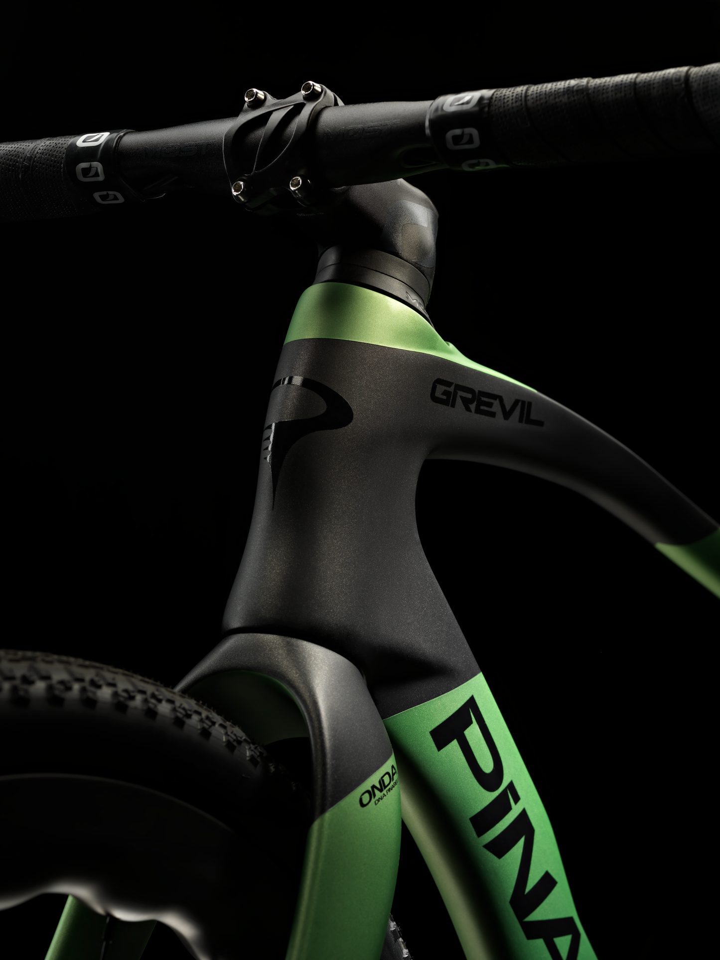 Pinarello Grevil F7 Shimano GRX820 Complete Bike