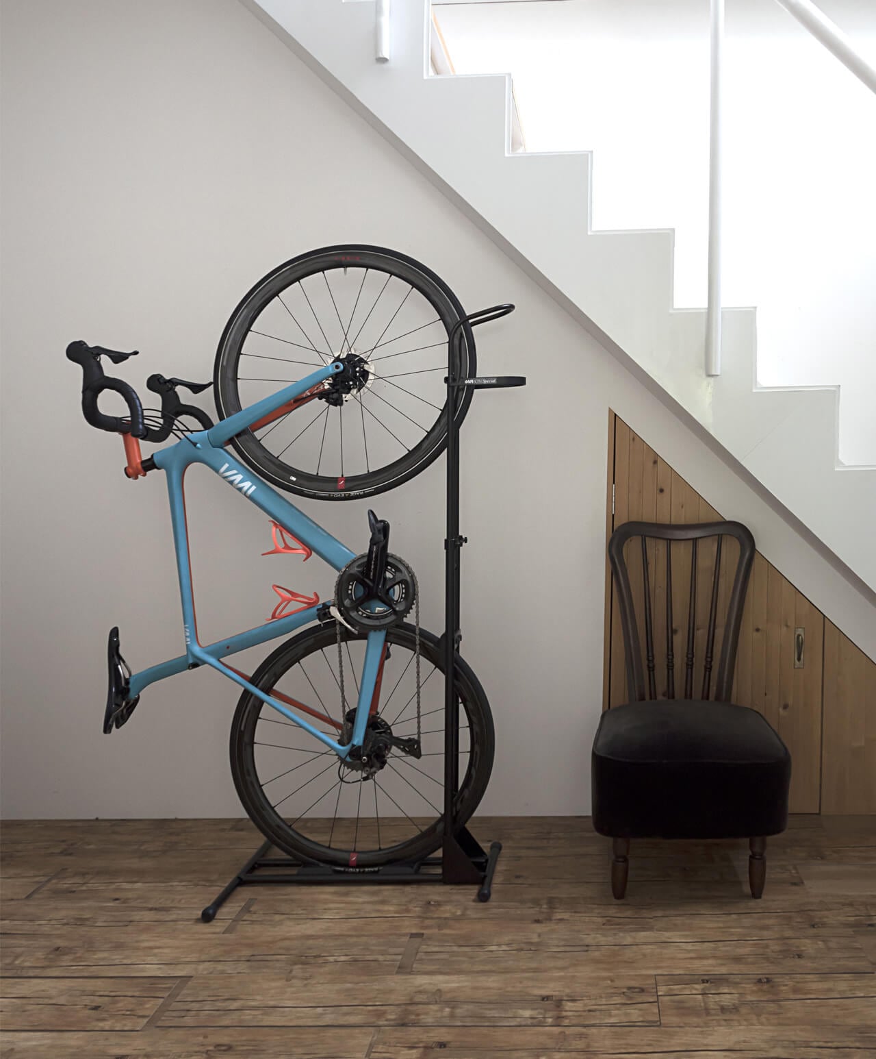 iWA A01V Special - Vertical and horizontal bike stand
