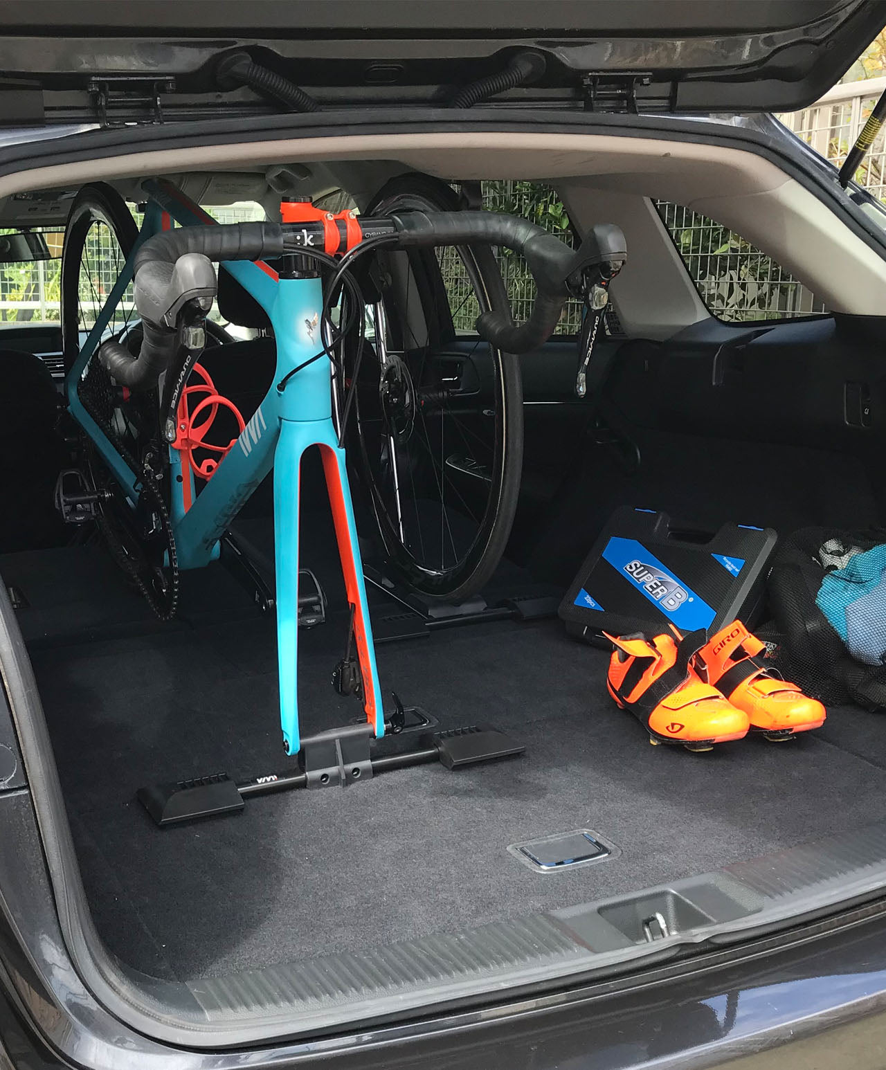 iWA A01HD - Anyway Anywhere bike stand