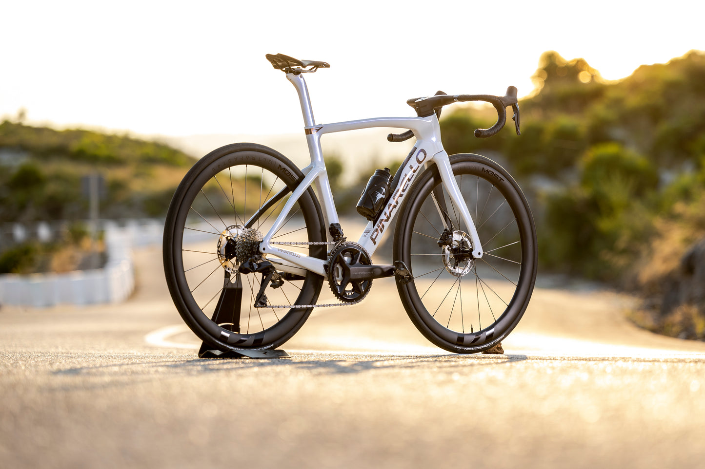 Pinarello My26 Bike F3 CH231 Alabaster White 105Di22x12DB A1800DB