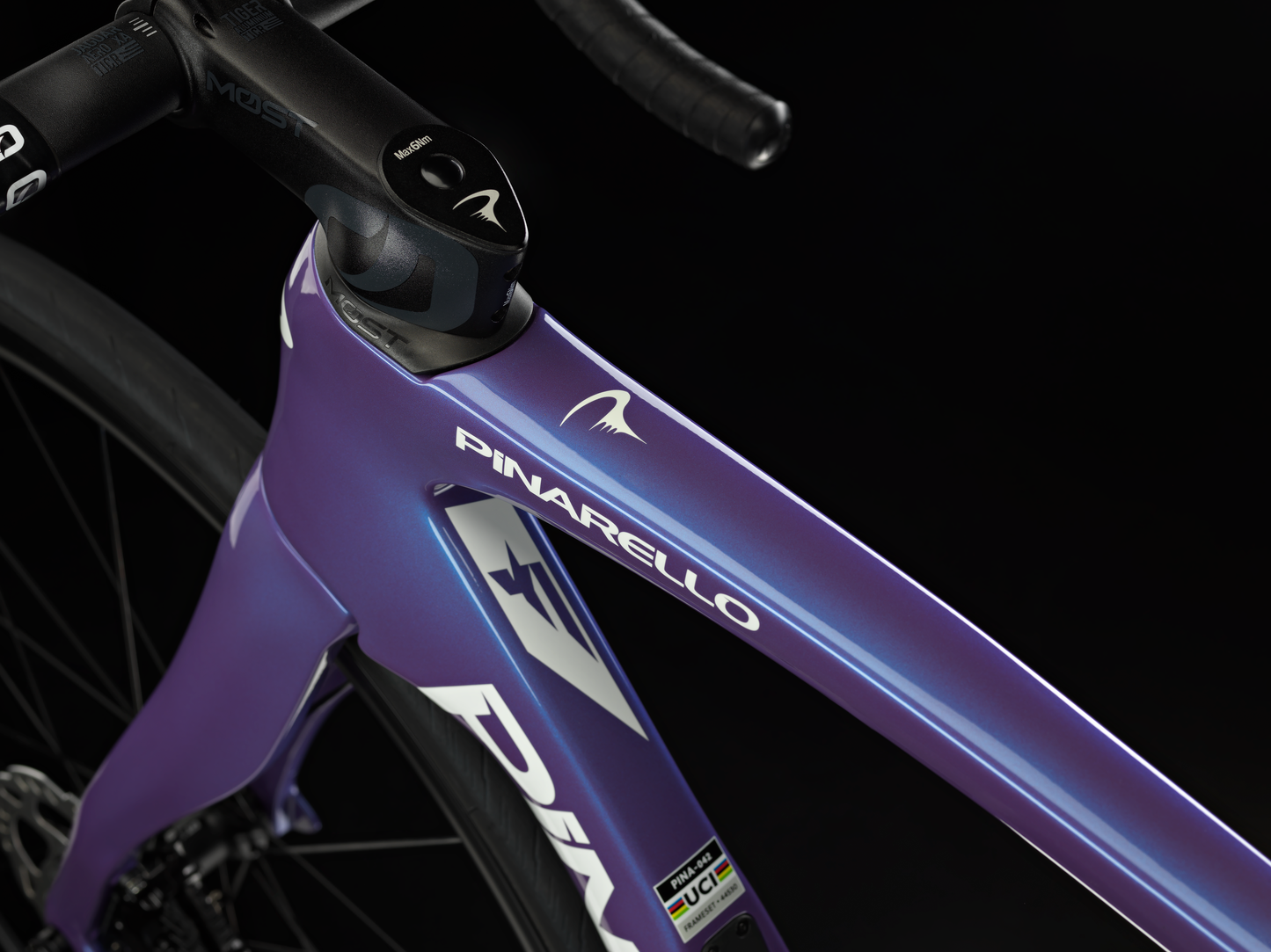 2025 Pinarello F5 105 Di2